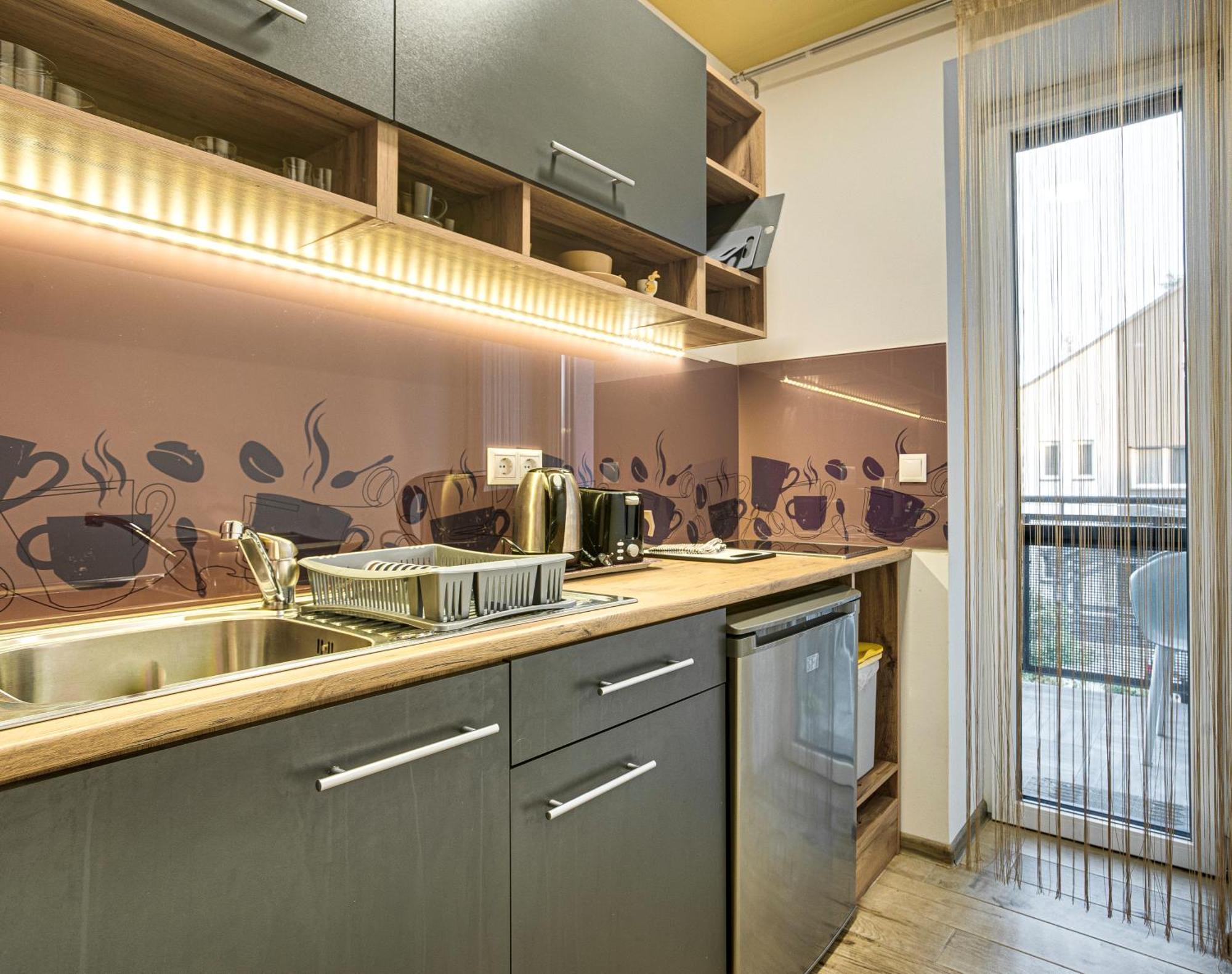 Magdi Vendeghaz A-B Apartment Celldömölk Екстериор снимка