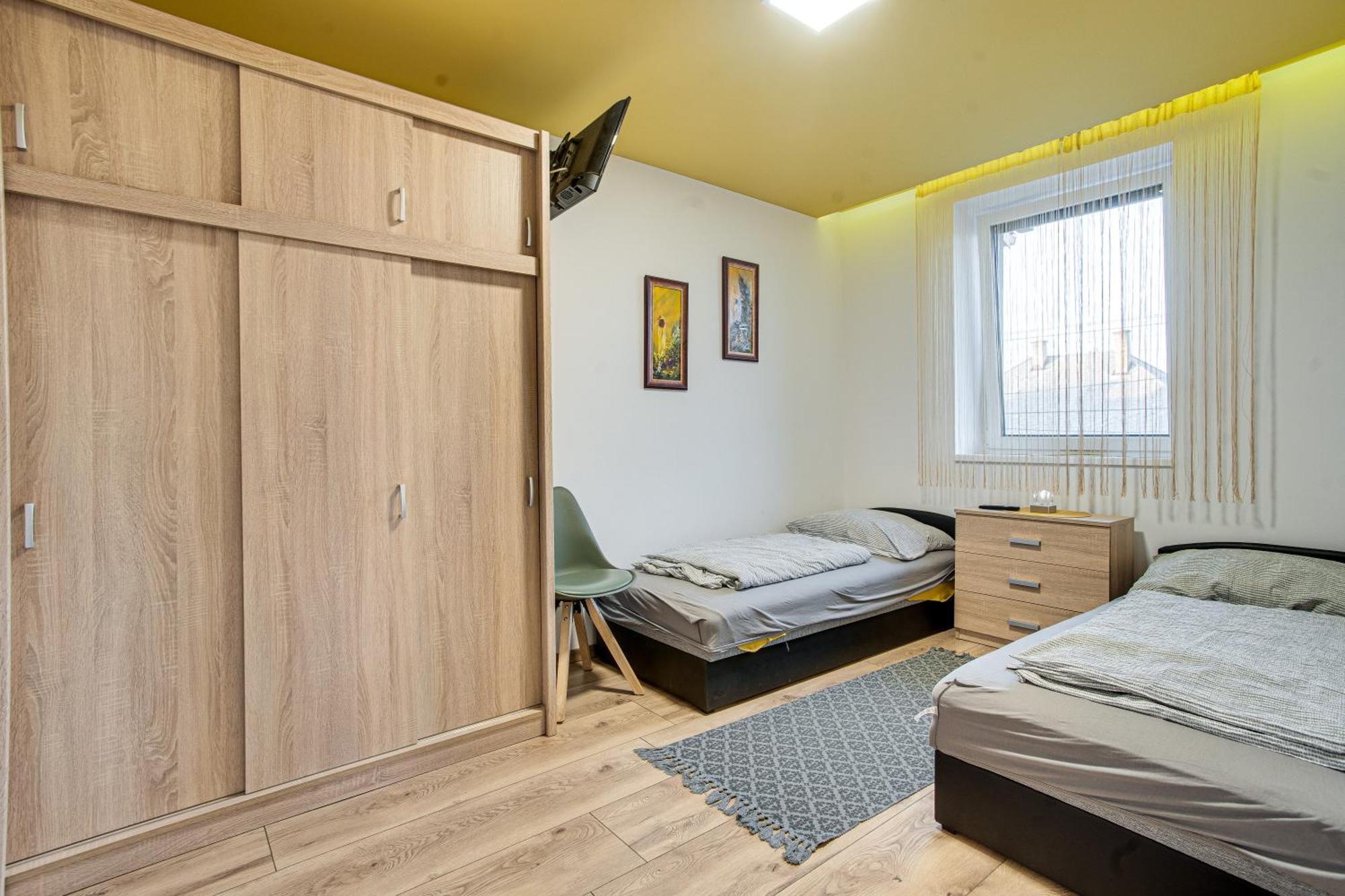 Magdi Vendeghaz A-B Apartment Celldömölk Екстериор снимка