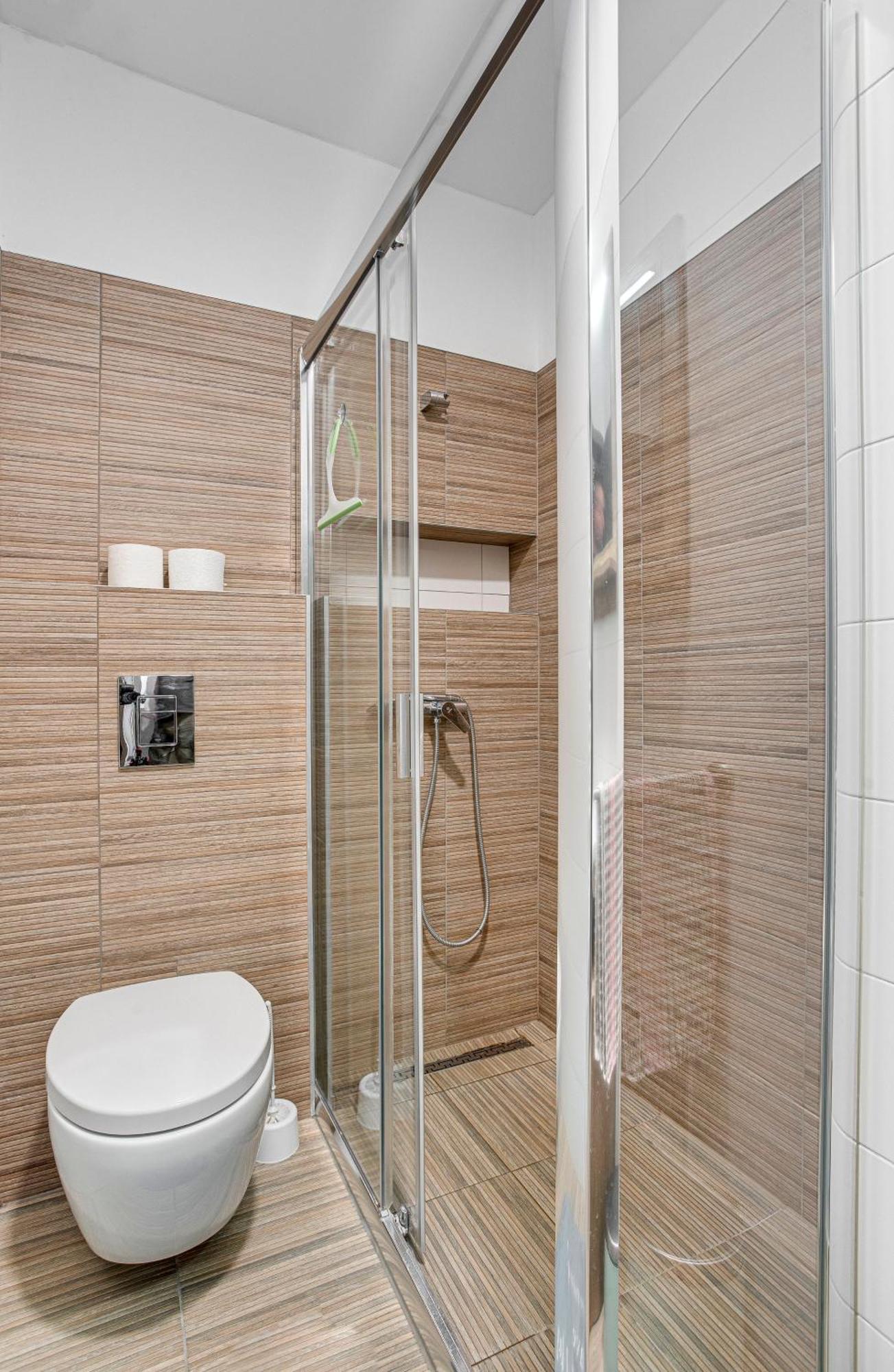 Magdi Vendeghaz A-B Apartment Celldömölk Екстериор снимка