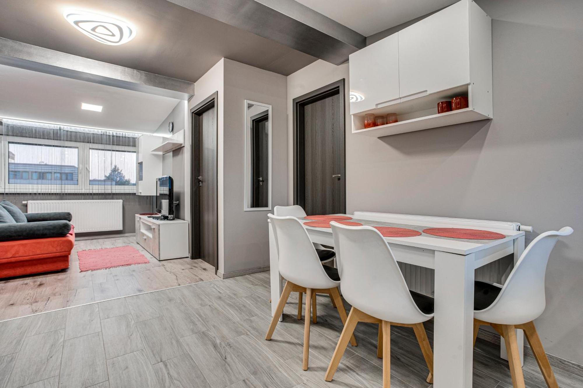 Magdi Vendeghaz A-B Apartment Celldömölk Екстериор снимка